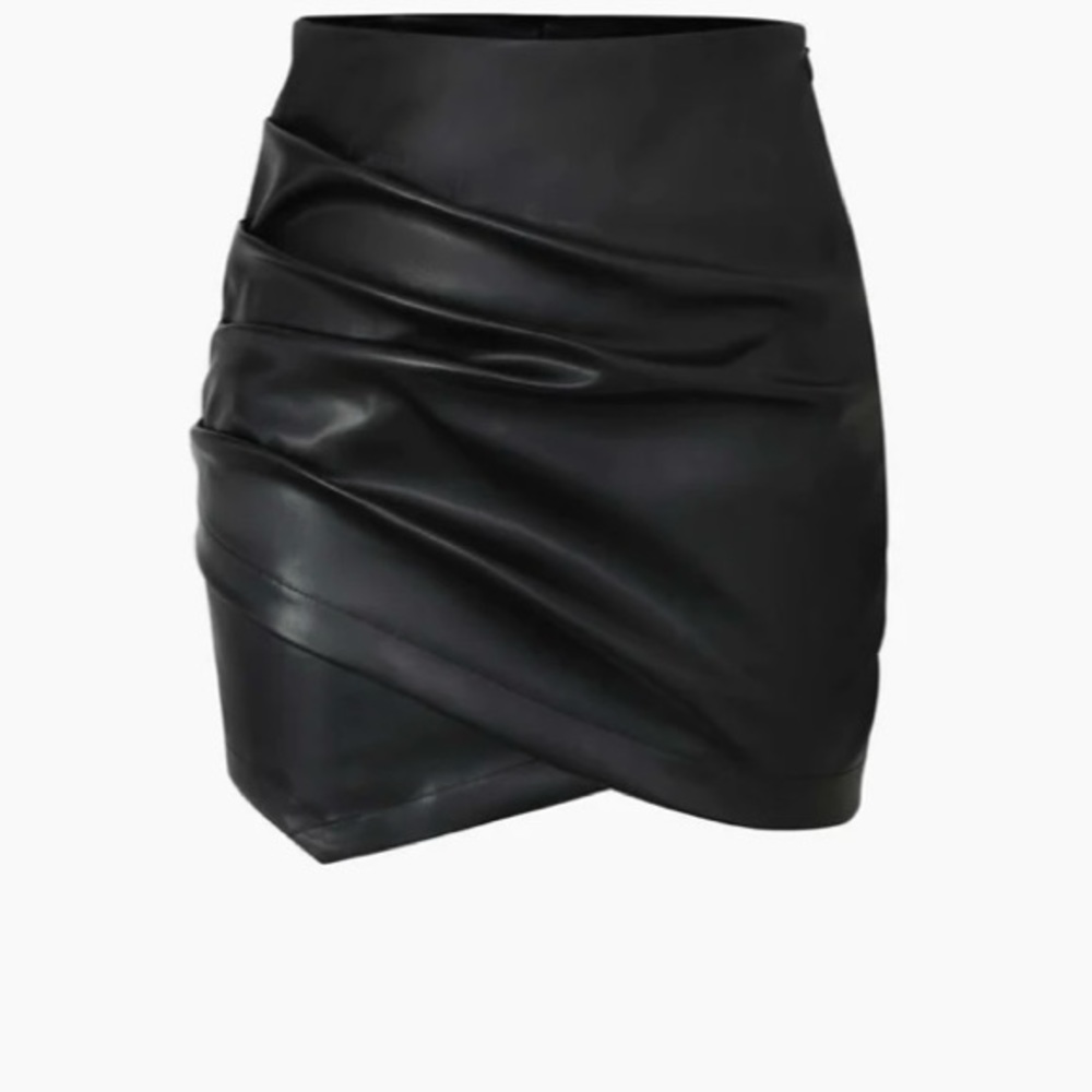 Faux black leather mini skirt , xs